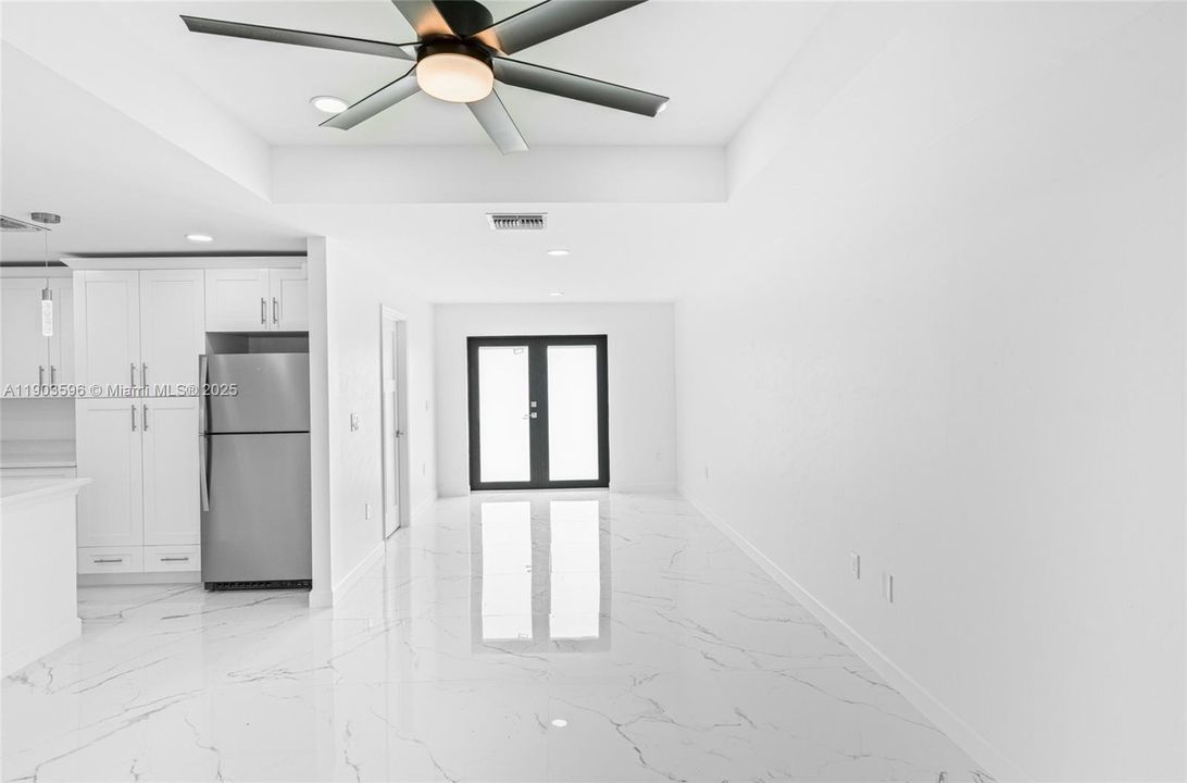 Active With Contract: $329,000 (3 beds, 2 baths, 1562 Square Feet)