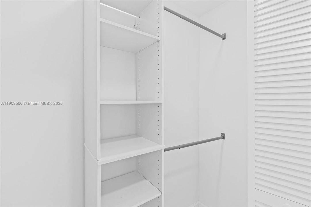 Active With Contract: $329,000 (3 beds, 2 baths, 1562 Square Feet)