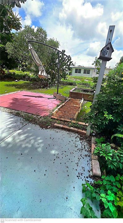 Active With Contract: $120,000 (2 beds, 2 baths, 732 Square Feet)