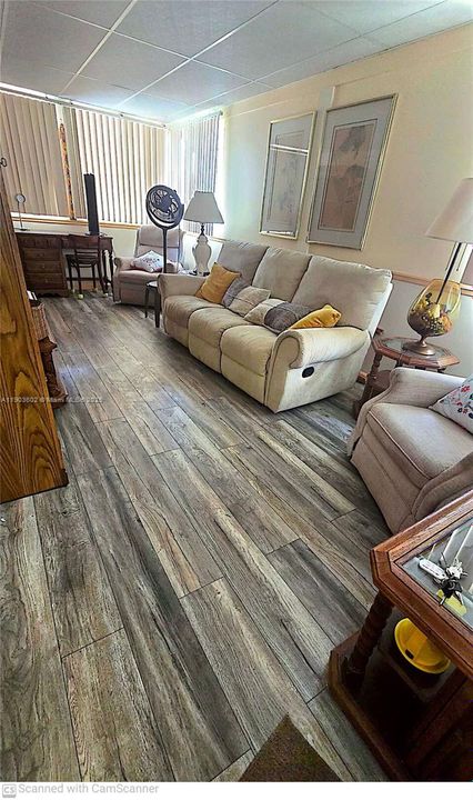 Active With Contract: $120,000 (2 beds, 2 baths, 732 Square Feet)