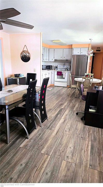 Active With Contract: $120,000 (2 beds, 2 baths, 732 Square Feet)