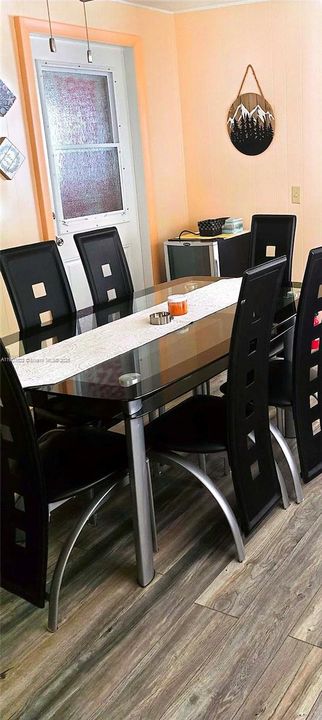 Active With Contract: $120,000 (2 beds, 2 baths, 732 Square Feet)