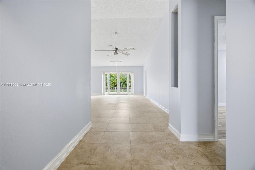 Active With Contract: $520,000 (3 beds, 2 baths, 1660 Square Feet)