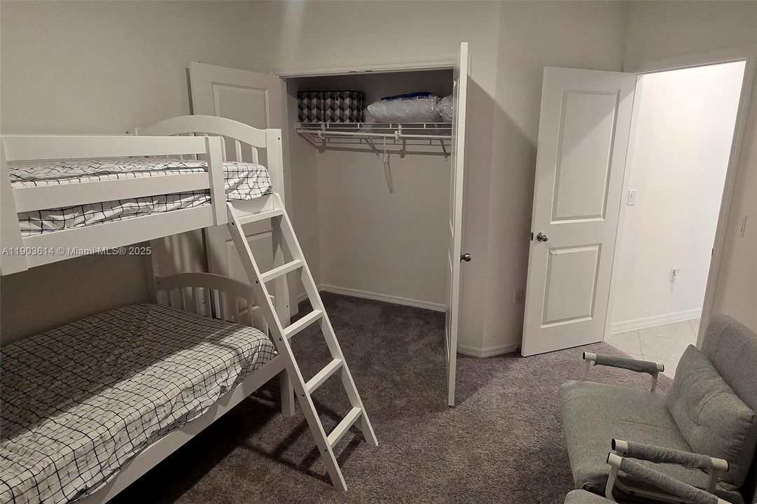 For Sale: $335,800 (3 beds, 2 baths, 1680 Square Feet)