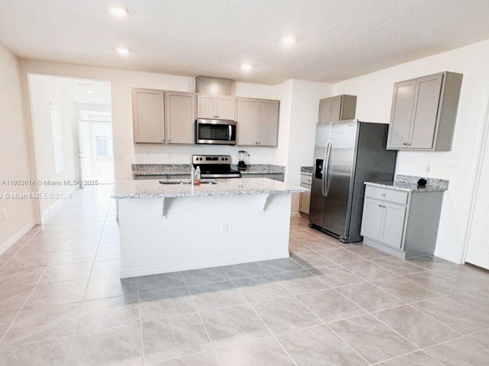 For Sale: $335,800 (3 beds, 2 baths, 1680 Square Feet)