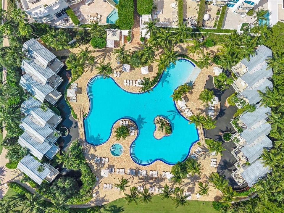 For Rent: $8,000 (1 beds, 1 baths, 609 Square Feet)