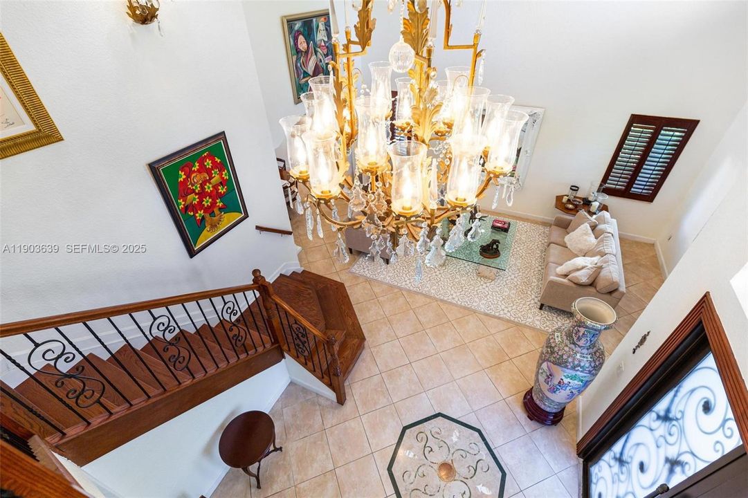 For Sale: $1,280,000 (5 beds, 4 baths, 3945 Square Feet)