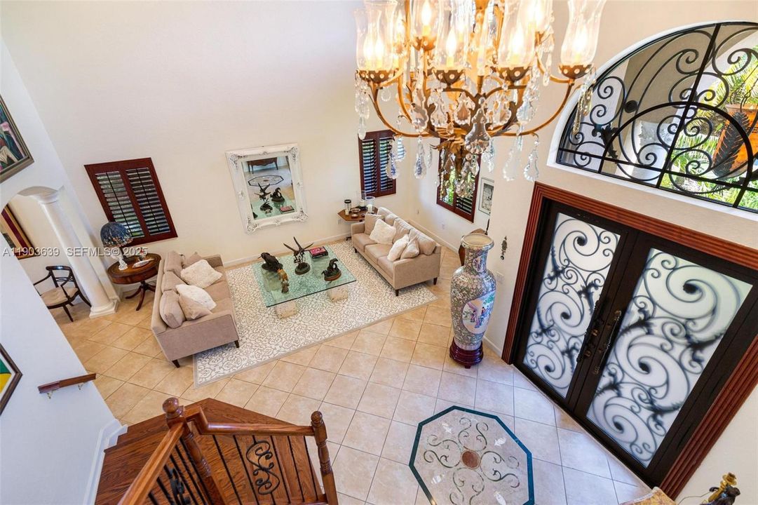 For Sale: $1,280,000 (5 beds, 4 baths, 3945 Square Feet)