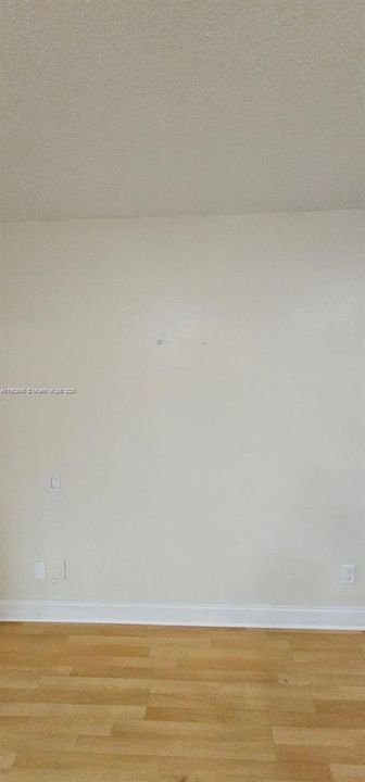 For Sale: $175,000 (2 beds, 2 baths, 920 Square Feet)