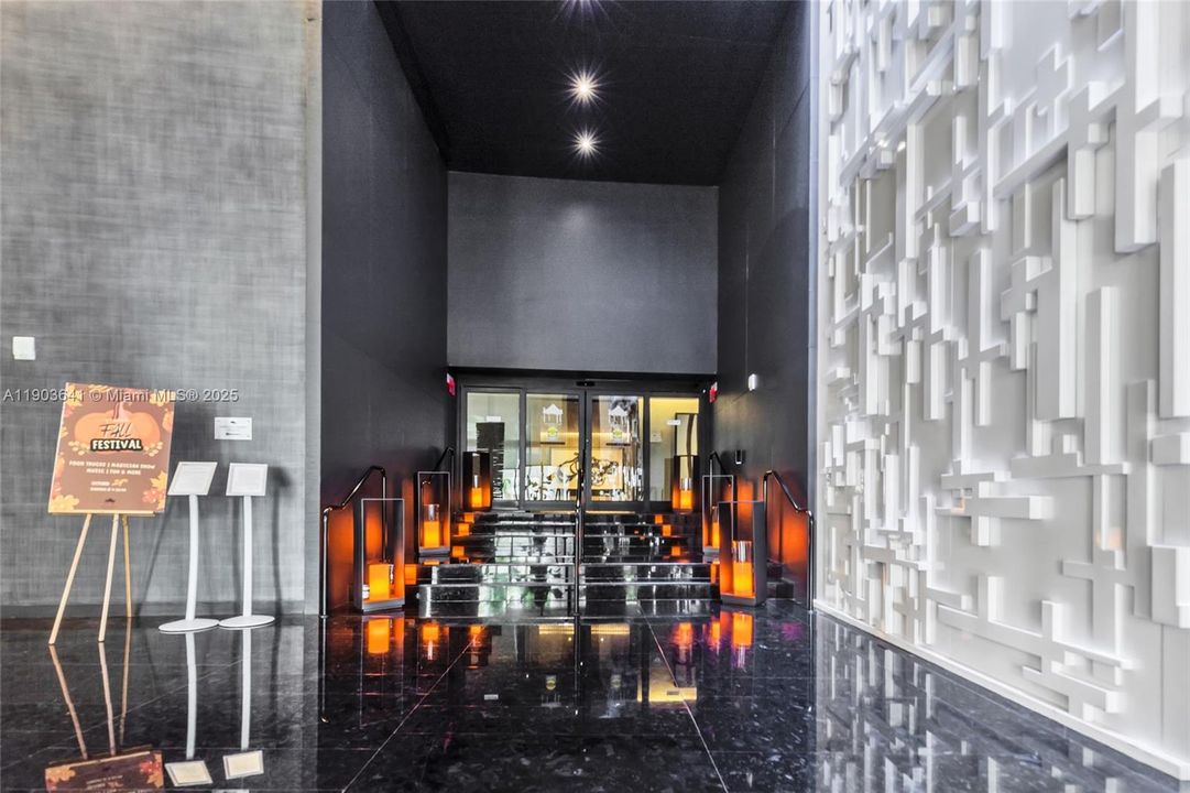 На продажу: $1,099,000 (2 спален, 3 ванн, 1571 Квадратных фут)