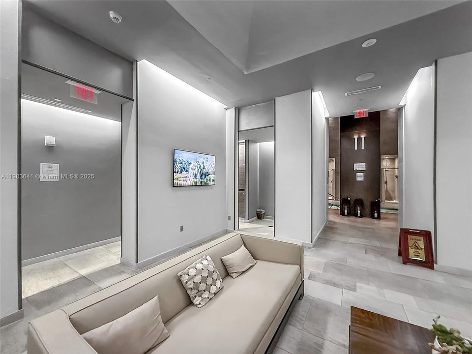 На продажу: $1,099,000 (2 спален, 3 ванн, 1571 Квадратных фут)