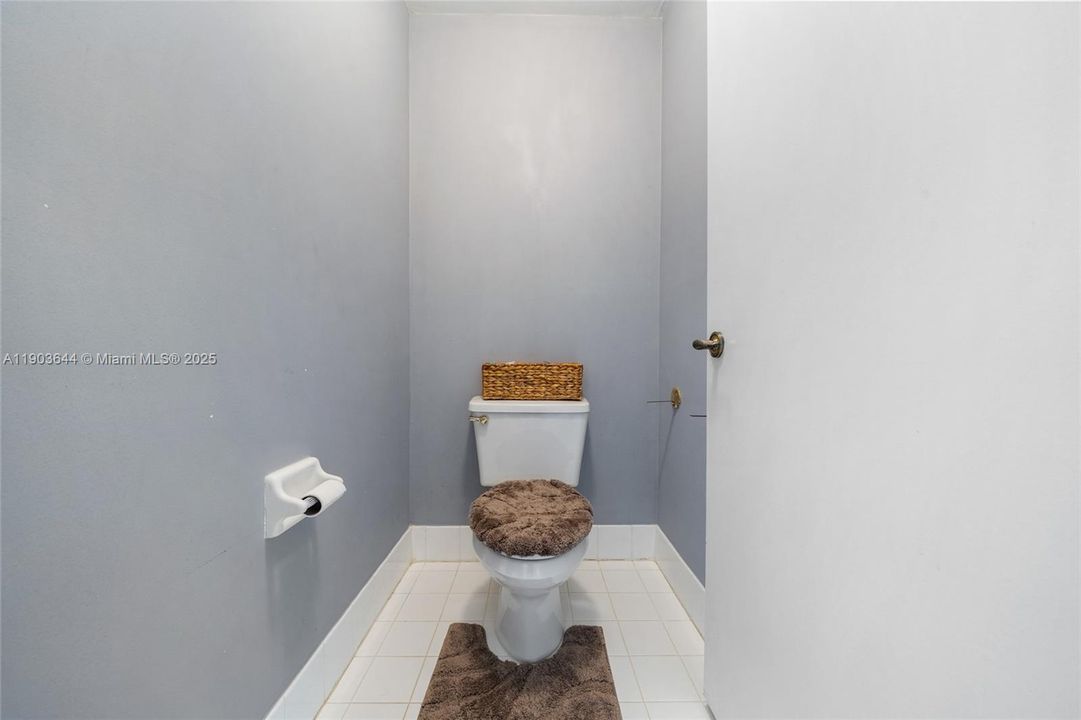 For Sale: $515,000 (3 beds, 2 baths, 1529 Square Feet)