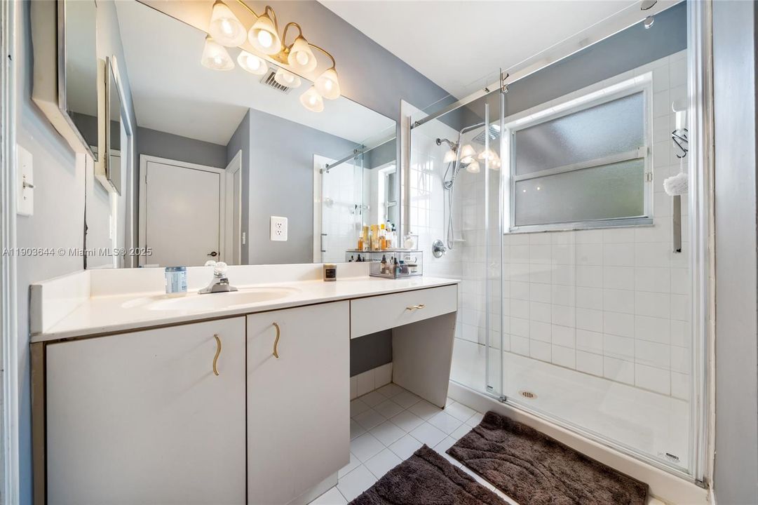 For Sale: $515,000 (3 beds, 2 baths, 1529 Square Feet)