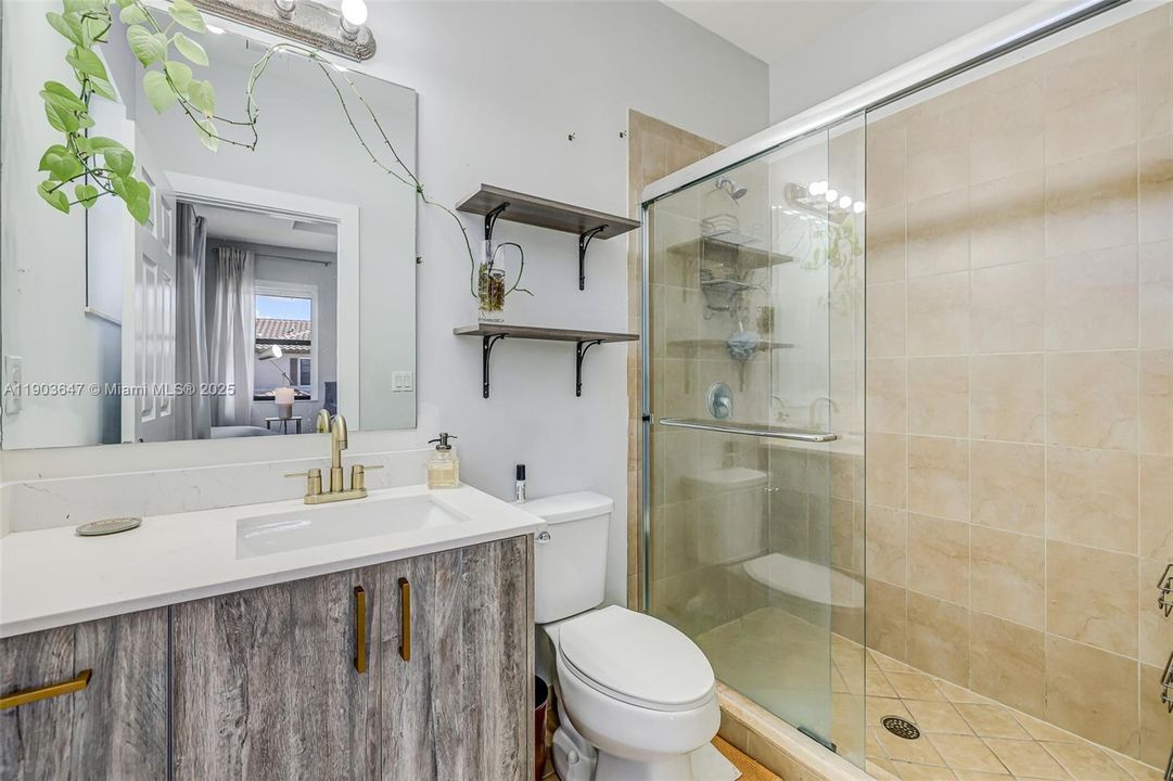 Active With Contract: $500,000 (3 beds, 2 baths, 1506 Square Feet)