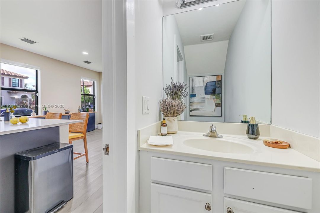 Active With Contract: $500,000 (3 beds, 2 baths, 1506 Square Feet)