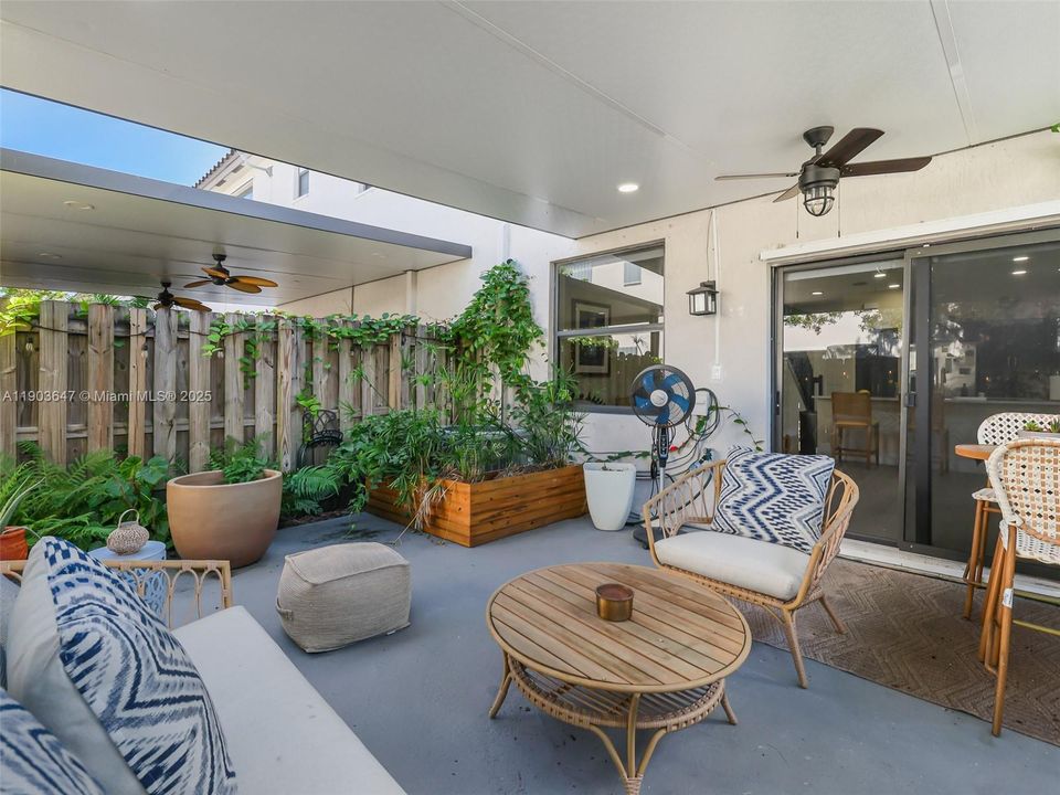 Active With Contract: $500,000 (3 beds, 2 baths, 1506 Square Feet)