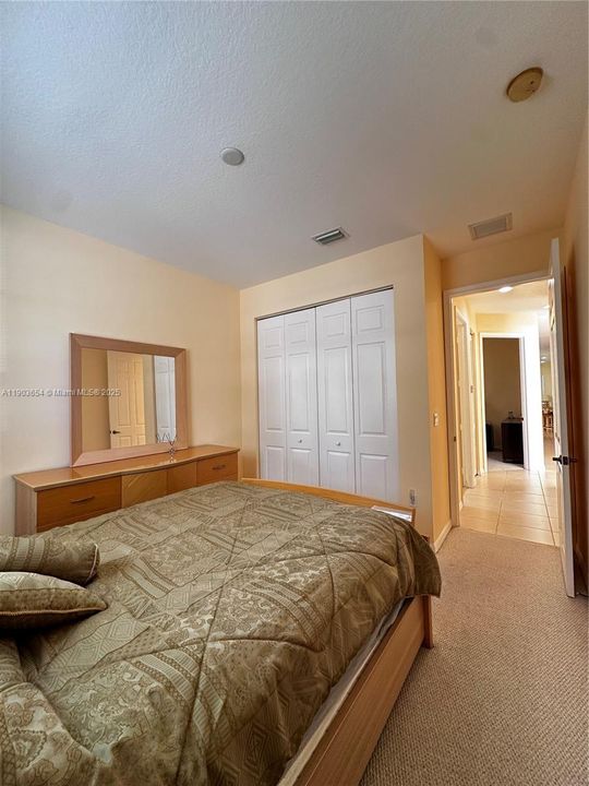 出租: $3,000 (3 贝兹, 2 浴室, 1482 平方英尺)