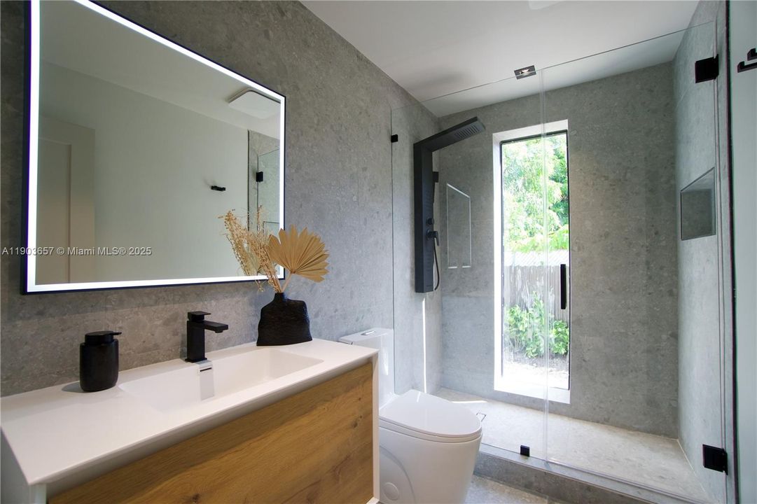 For Sale: $1,749,000 (4 beds, 4 baths, 2324 Square Feet)