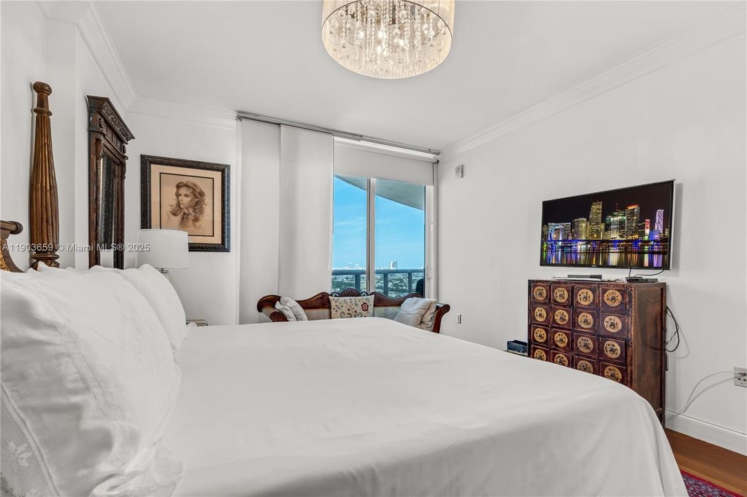 For Rent: $15,000 (2 beds, 2 baths, 1437 Square Feet)