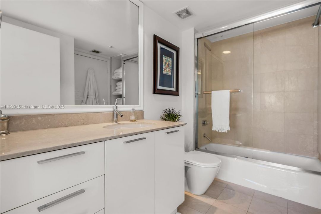 For Rent: $15,000 (2 beds, 2 baths, 1437 Square Feet)