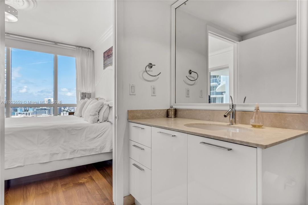 For Rent: $15,000 (2 beds, 2 baths, 1437 Square Feet)