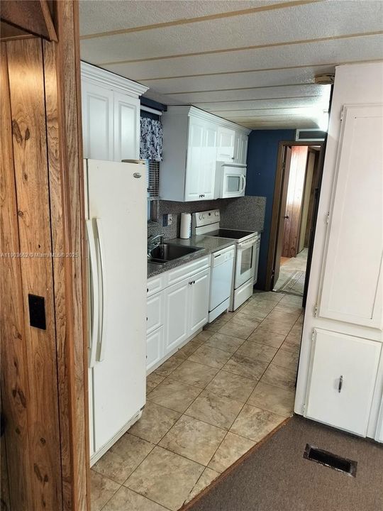 En Venta: $750,000 (2 camas, 2 baños, 0 Pies cuadrados)