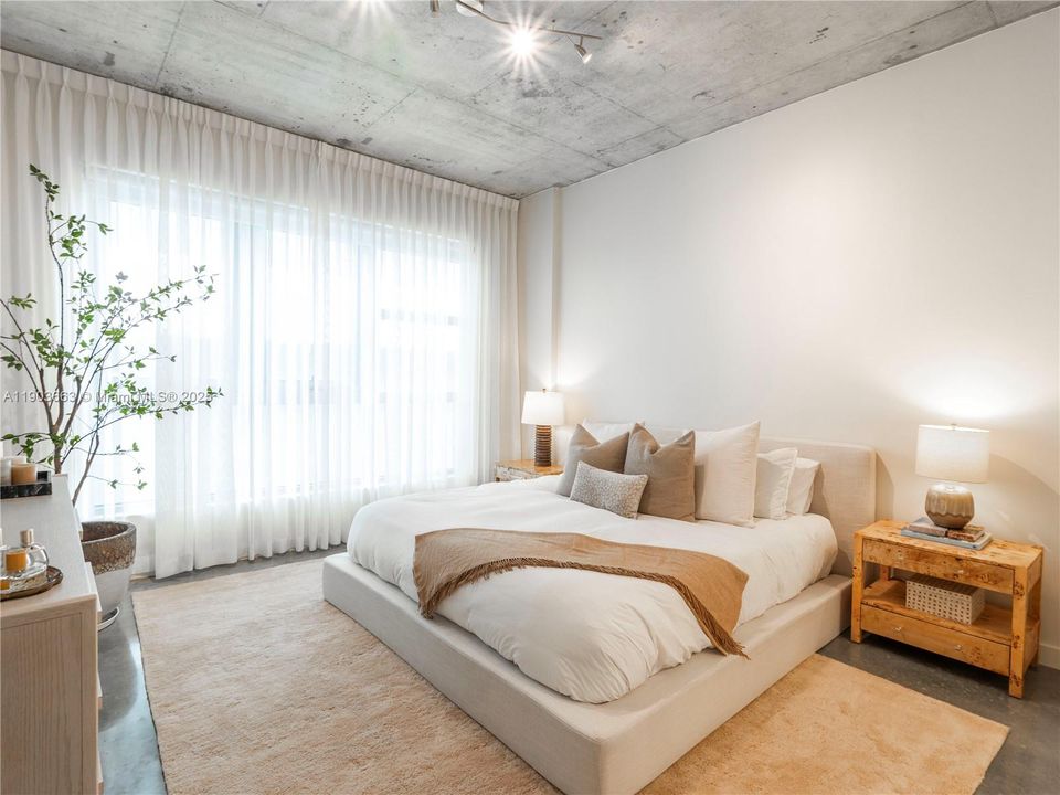 Active With Contract: $5,850 (2 beds, 2 baths, 1507 Square Feet)