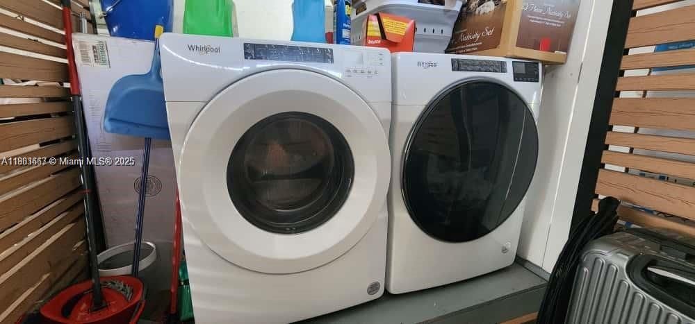 Recently Rented: $2,500 (2 beds, 1 baths, 2175 Square Feet)