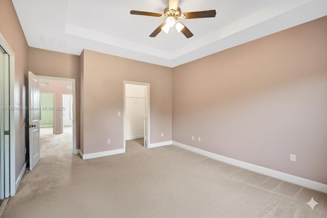 For Sale: $555,000 (3 beds, 2 baths, 1842 Square Feet)