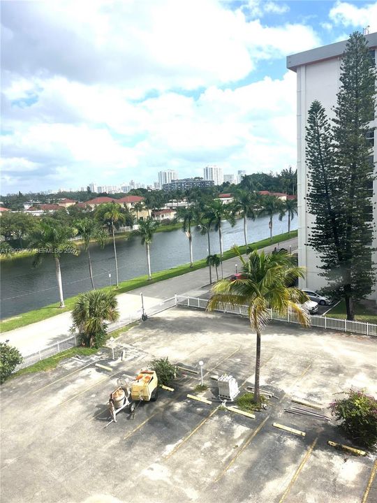 For Rent: $2,000 (2 beds, 2 baths, 1112 Square Feet)