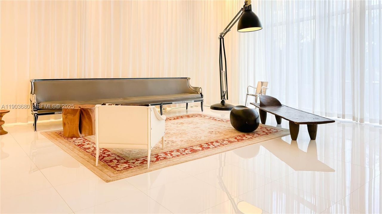 For Rent: $5,300 (2 beds, 2 baths, 1313 Square Feet)