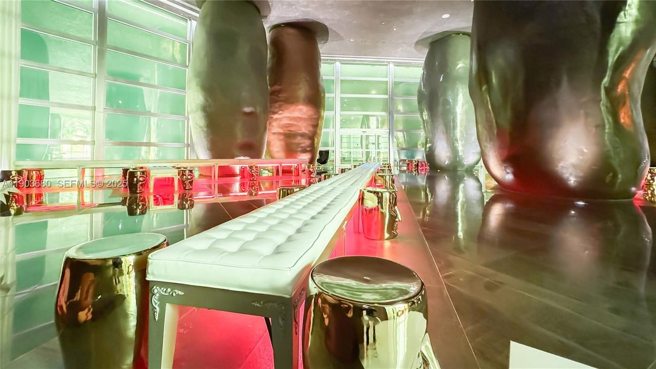 For Rent: $5,300 (2 beds, 2 baths, 1313 Square Feet)