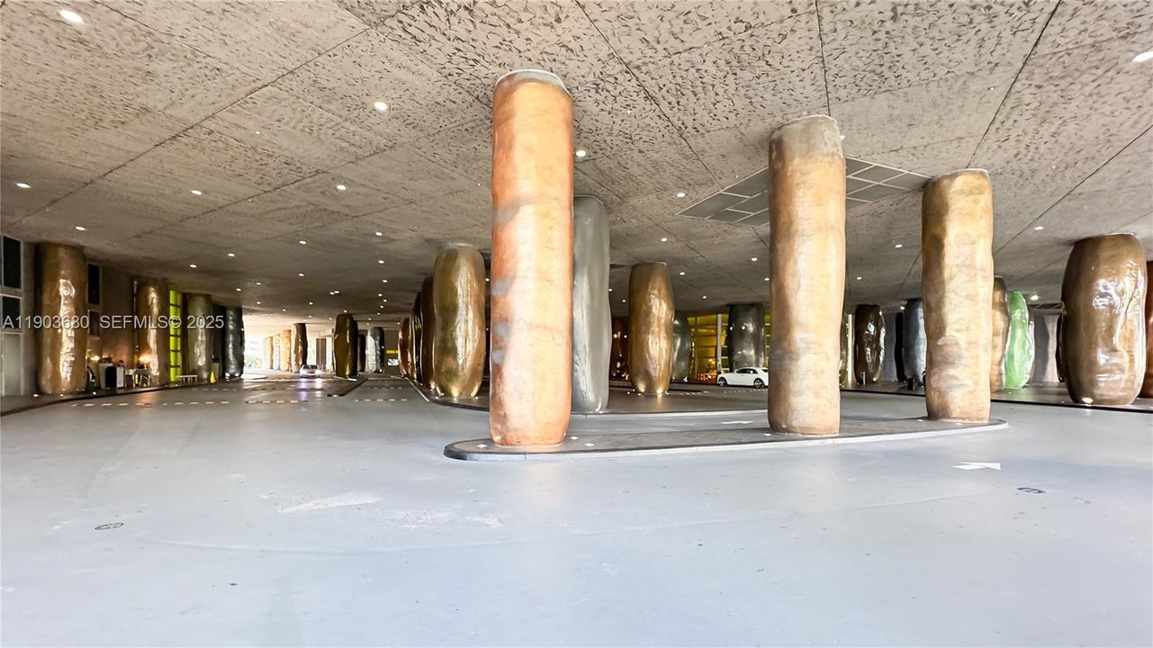 For Rent: $5,300 (2 beds, 2 baths, 1313 Square Feet)