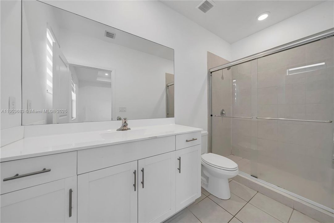 For Sale: $490,000 (3 beds, 2 baths, 1539 Square Feet)