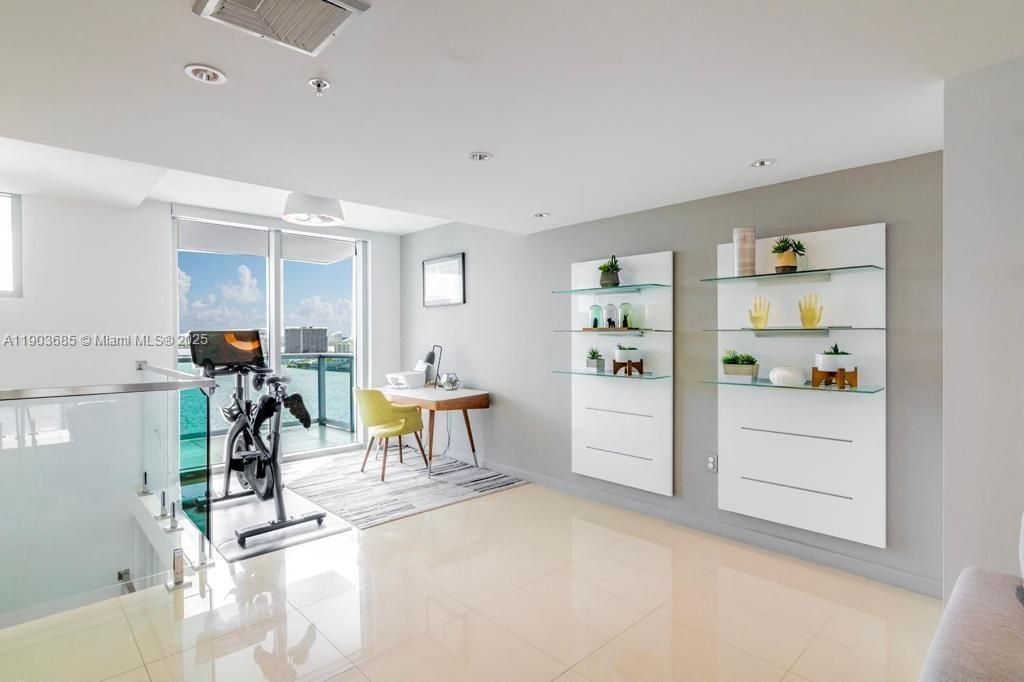 For Rent: $9,500 (3 beds, 3 baths, 2498 Square Feet)