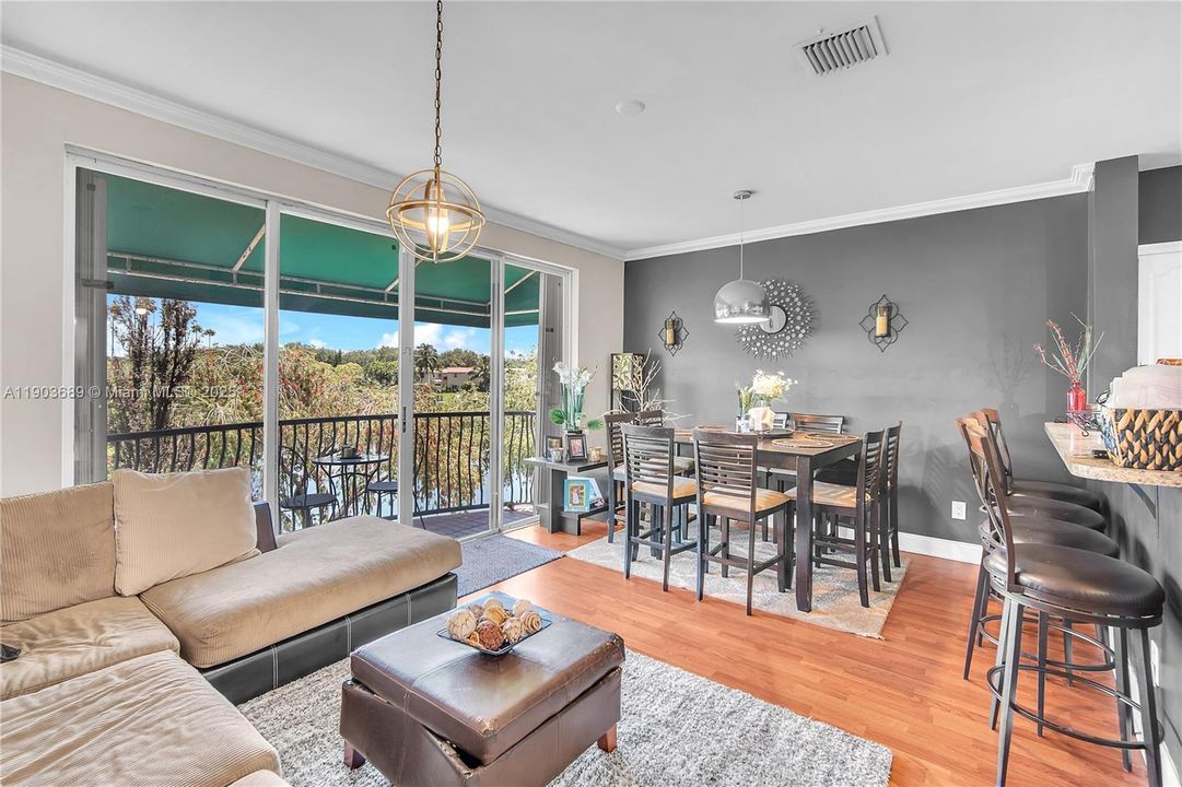 For Sale: $463,000 (3 beds, 3 baths, 1848 Square Feet)