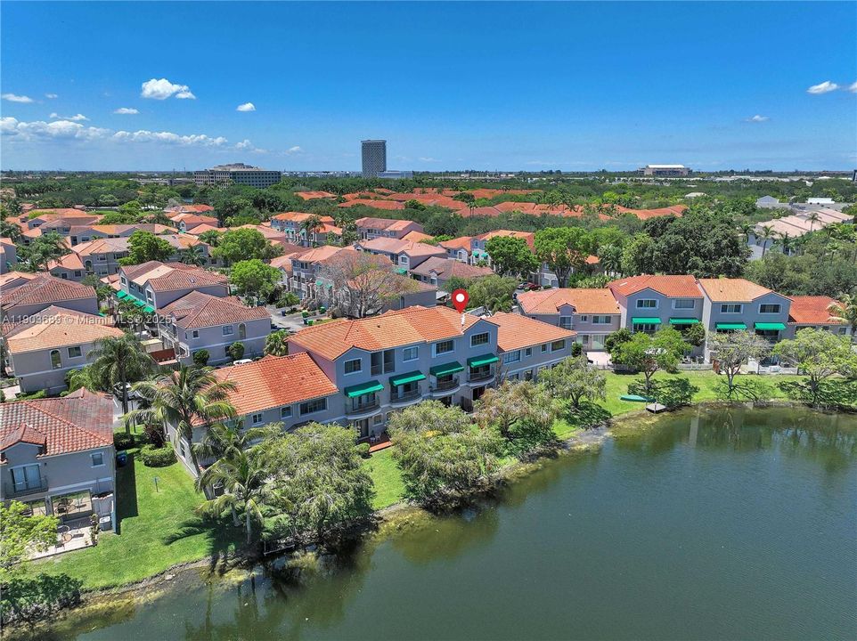 For Sale: $463,000 (3 beds, 3 baths, 1848 Square Feet)