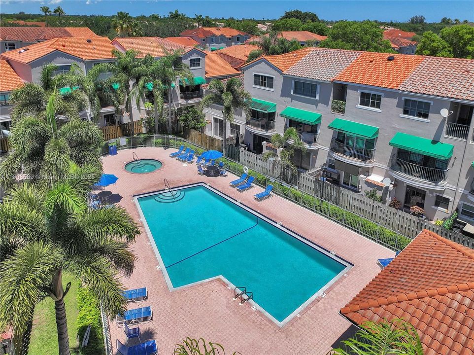 For Sale: $463,000 (3 beds, 3 baths, 1848 Square Feet)