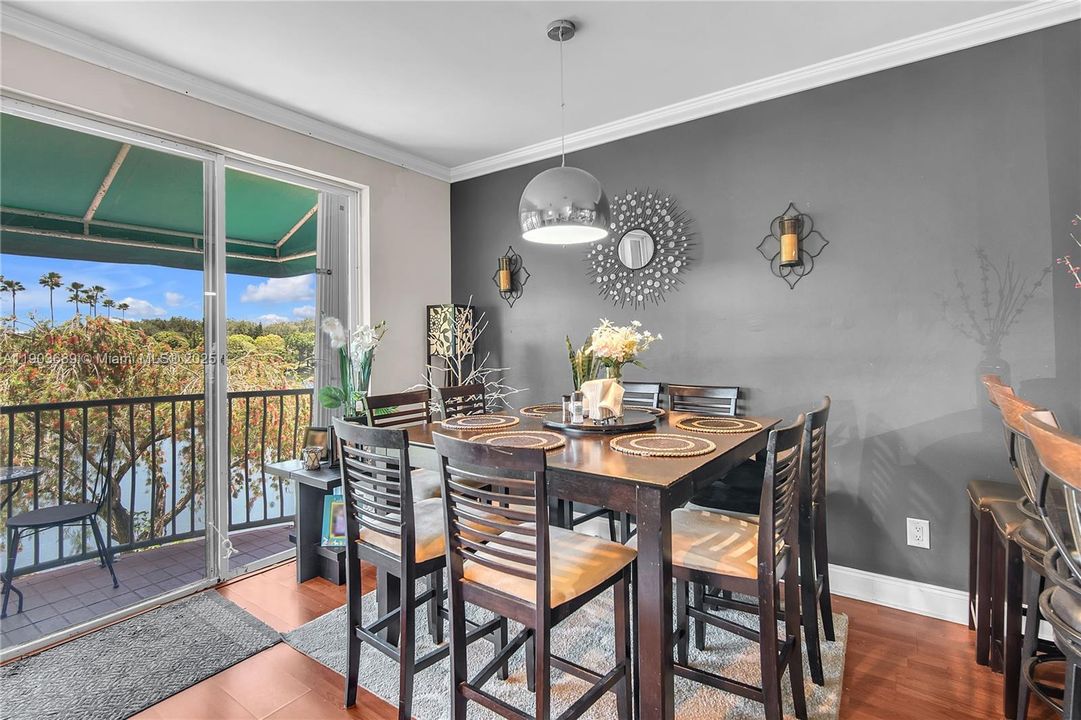 For Sale: $463,000 (3 beds, 3 baths, 1848 Square Feet)