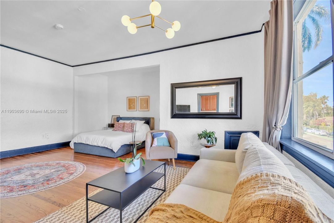 Recently Rented: $2,500 (0 beds, 1 baths, 492 Square Feet)