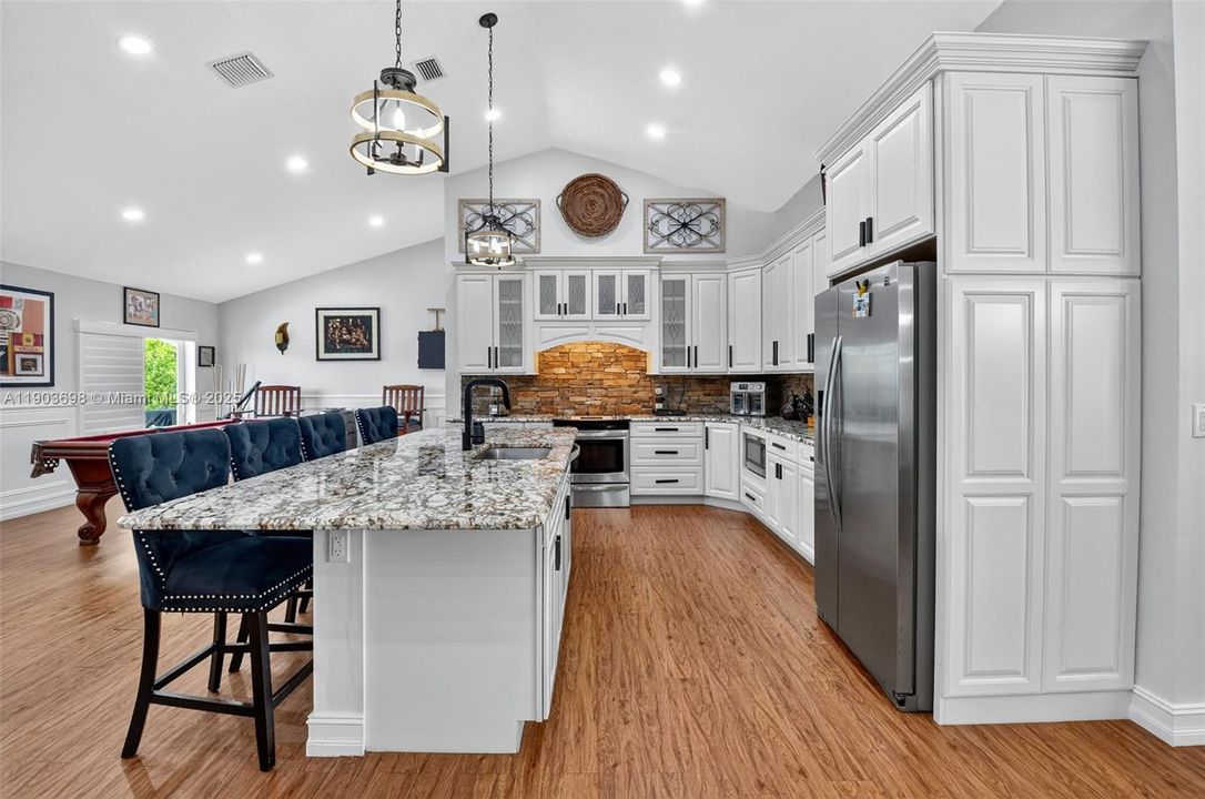 Active With Contract: $675,000 (3 beds, 2 baths, 2279 Square Feet)