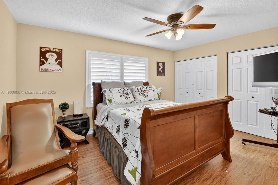 Active With Contract: $675,000 (3 beds, 2 baths, 2279 Square Feet)