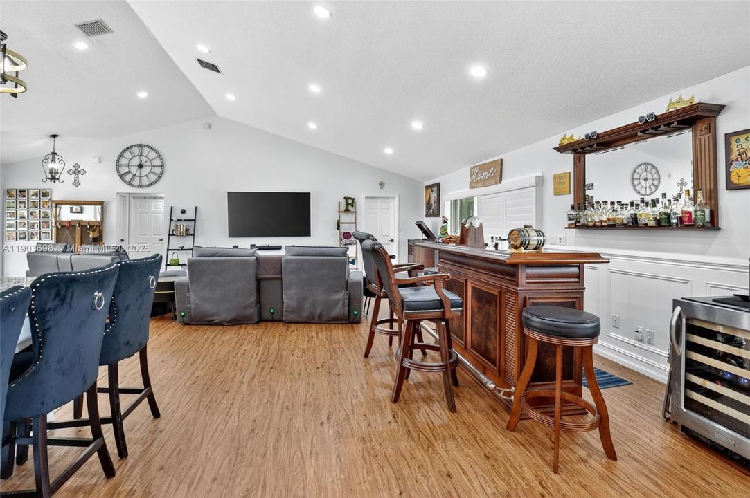 Active With Contract: $675,000 (3 beds, 2 baths, 2279 Square Feet)