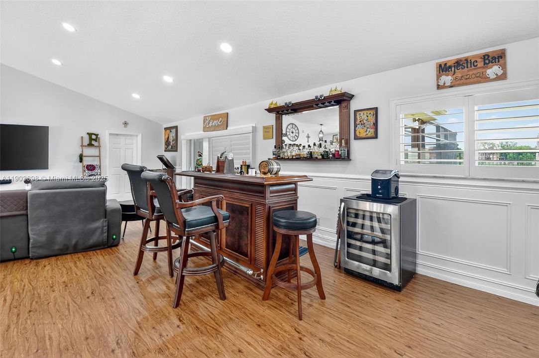 Active With Contract: $675,000 (3 beds, 2 baths, 2279 Square Feet)