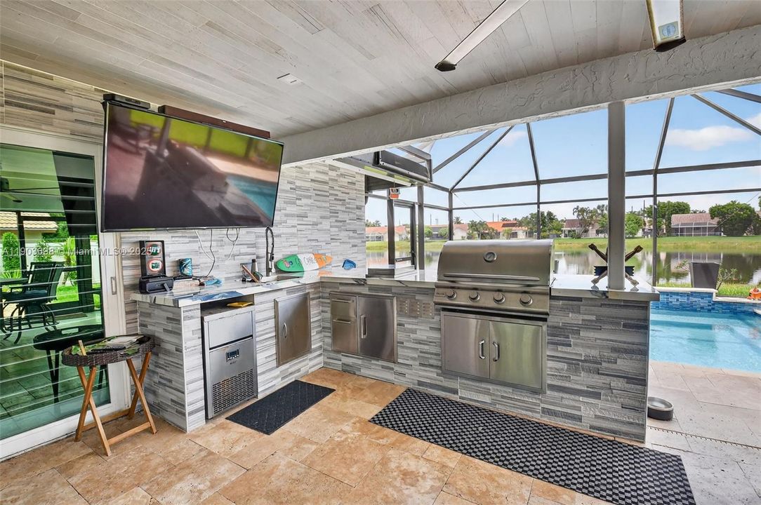 Active With Contract: $675,000 (3 beds, 2 baths, 2279 Square Feet)