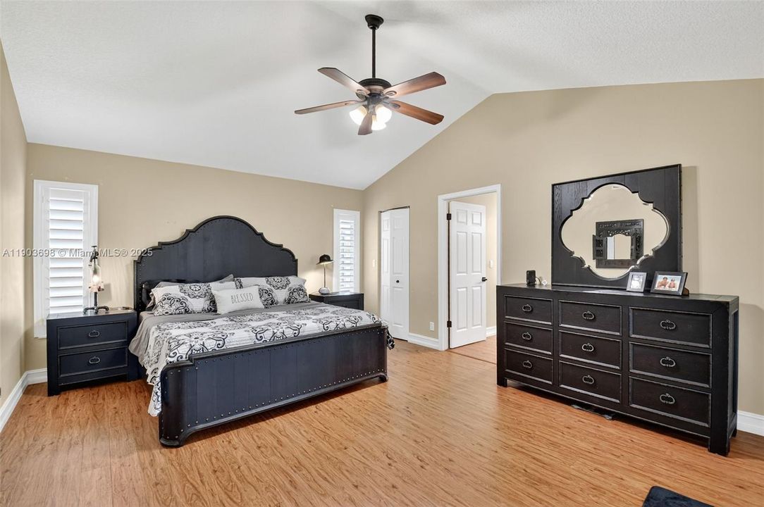 Active With Contract: $675,000 (3 beds, 2 baths, 2279 Square Feet)