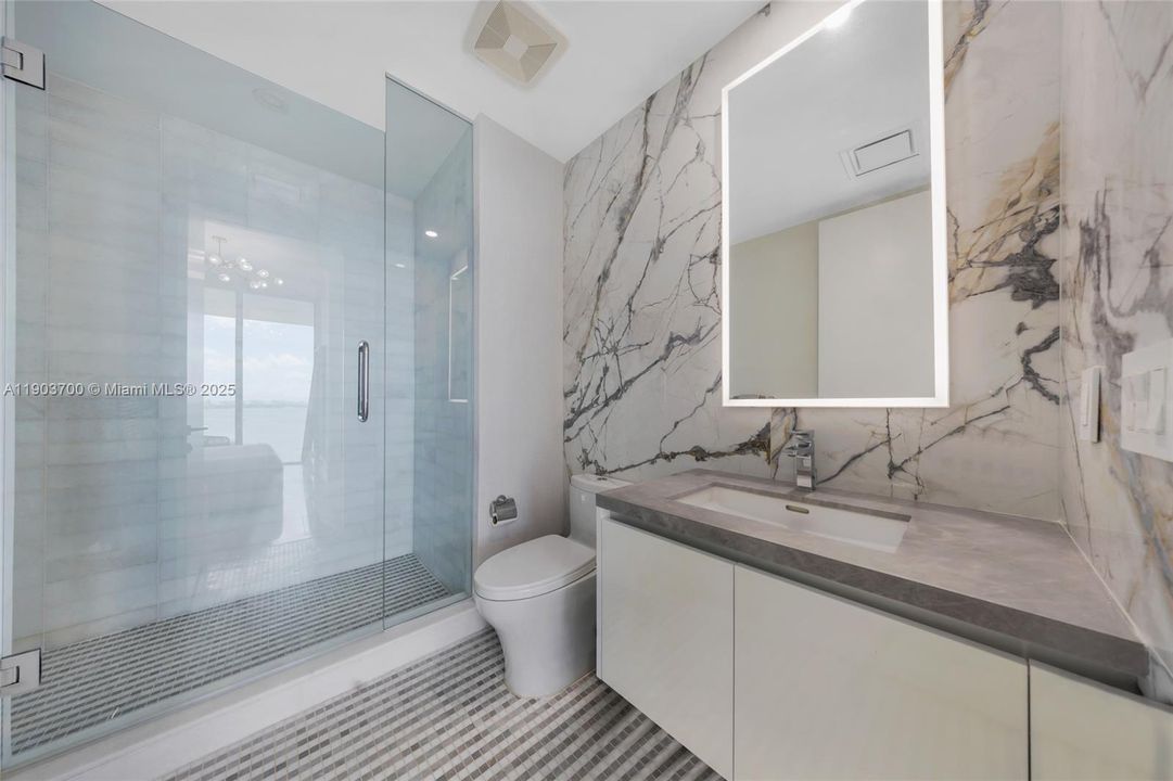 En Venta: $2,750,000 (3 camas, 3 baños, 2141 Pies cuadrados)