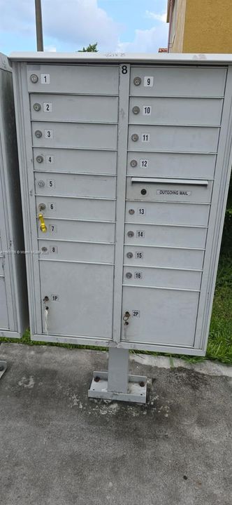 合同活跃: $1,650 (1 贝兹, 1 浴室, 746 平方英尺)