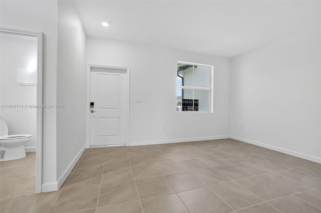 For Rent: $2,600 (3 beds, 2 baths, 0 Square Feet)