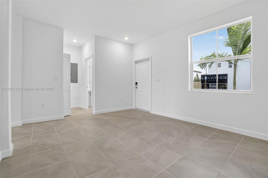 For Rent: $2,600 (3 beds, 2 baths, 0 Square Feet)